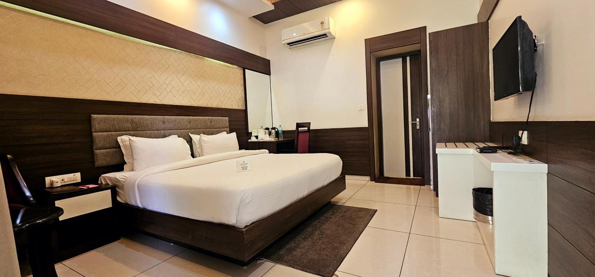 Jhansi Hotel Jhansi