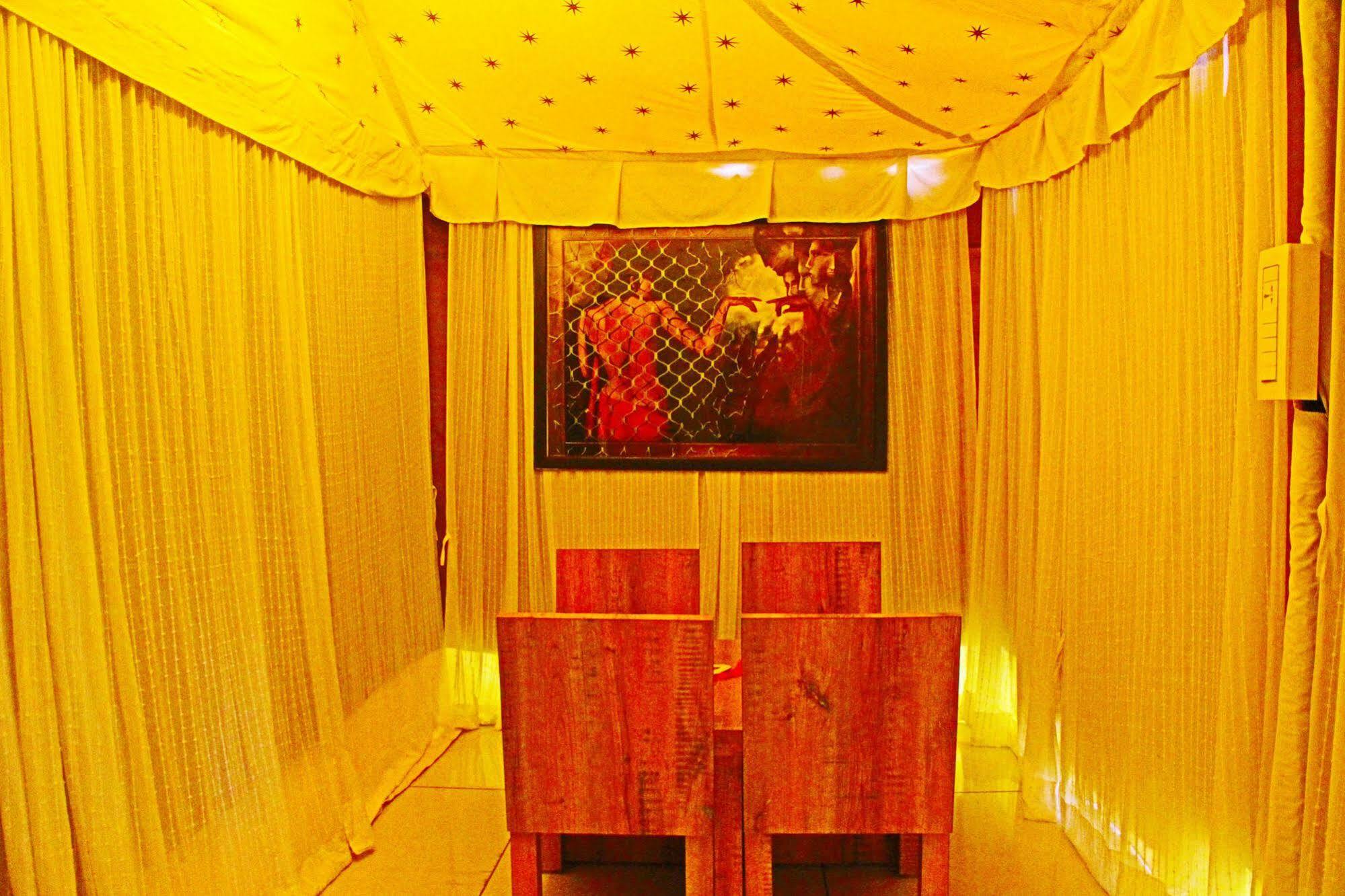 Jhansi Hotel 4*