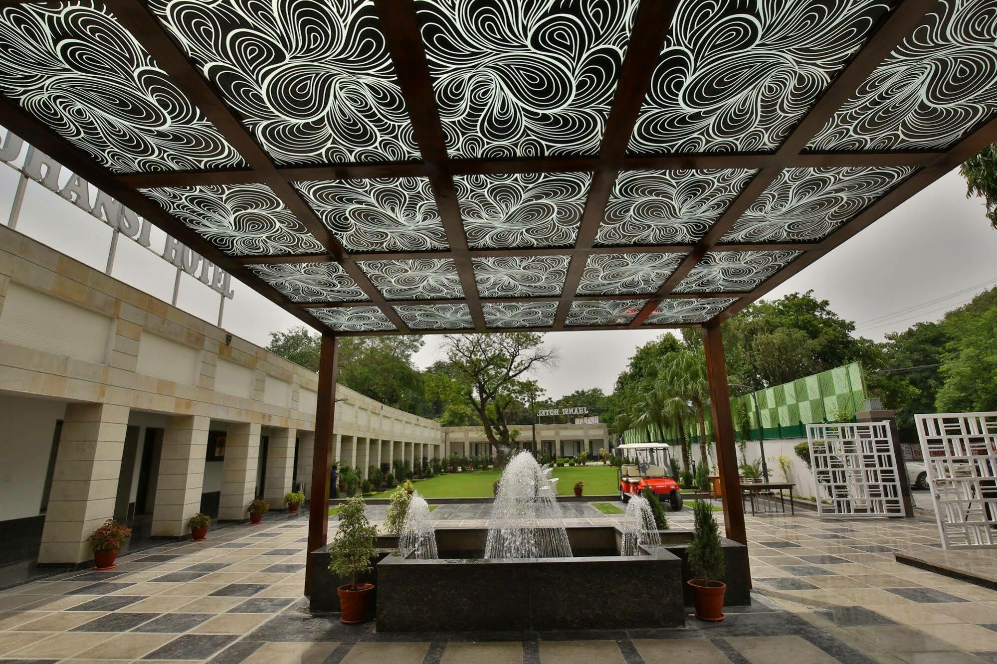 Jhansi Hotel 4*
